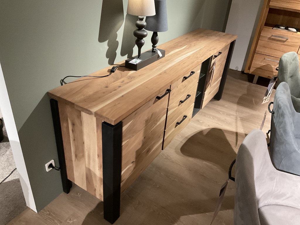 Sideboard