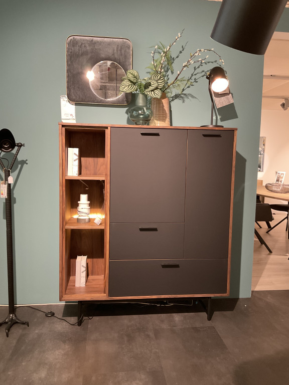 Highboard 