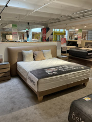 Boxspring-Bett