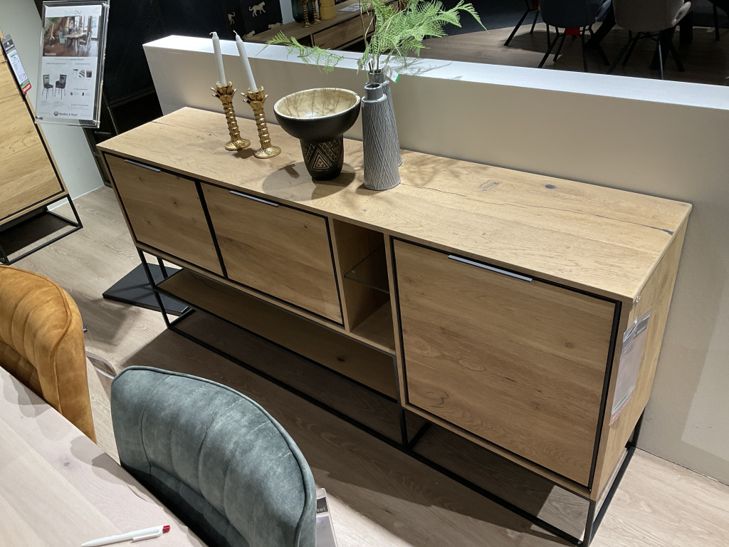 Sideboard