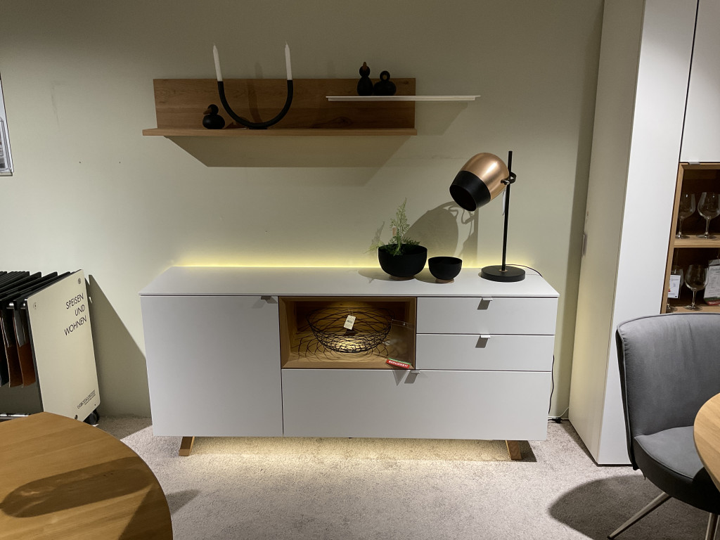 Sideboard