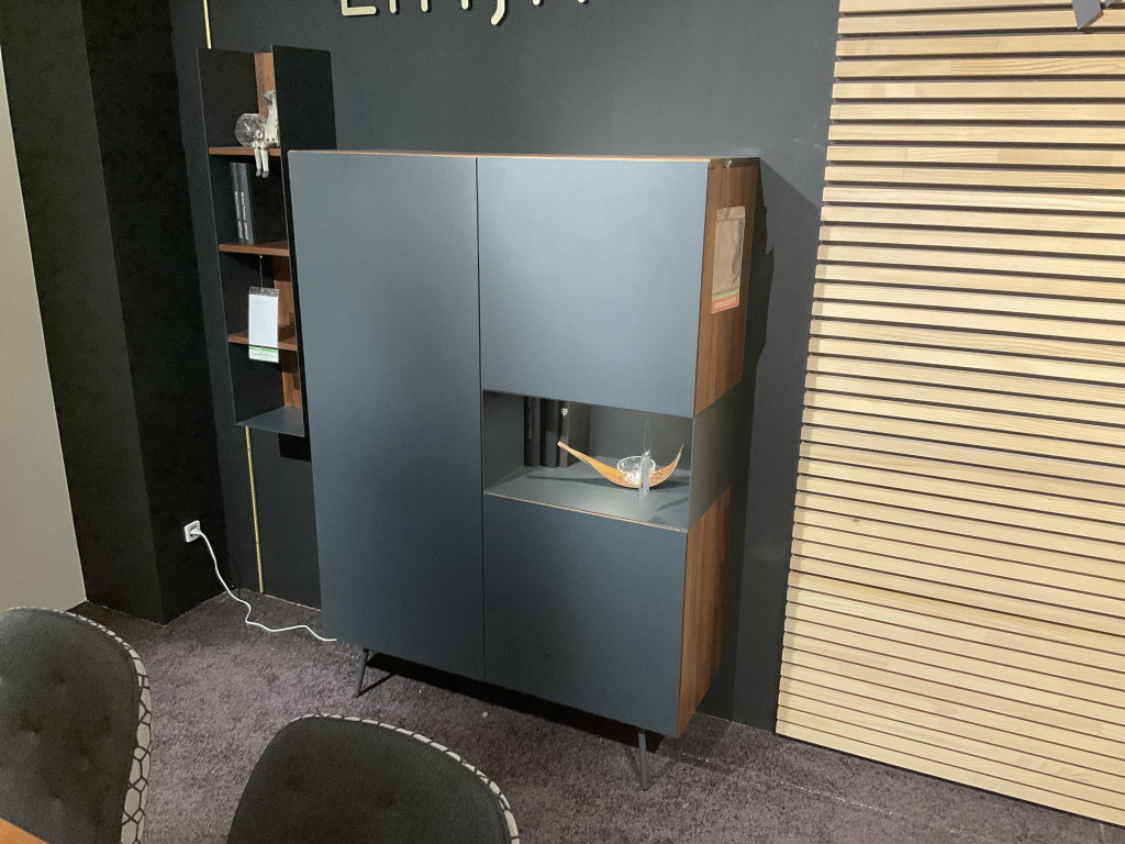Highboard