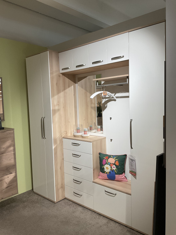 Hochschrank