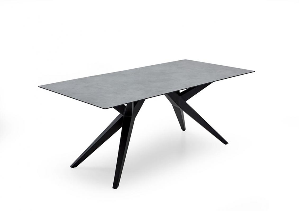Design-Tisch